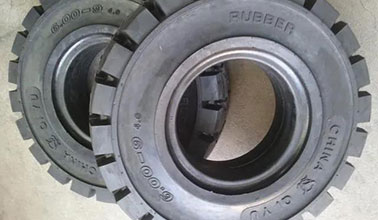 叉車(chē)為啥要使用實(shí)心輪胎？